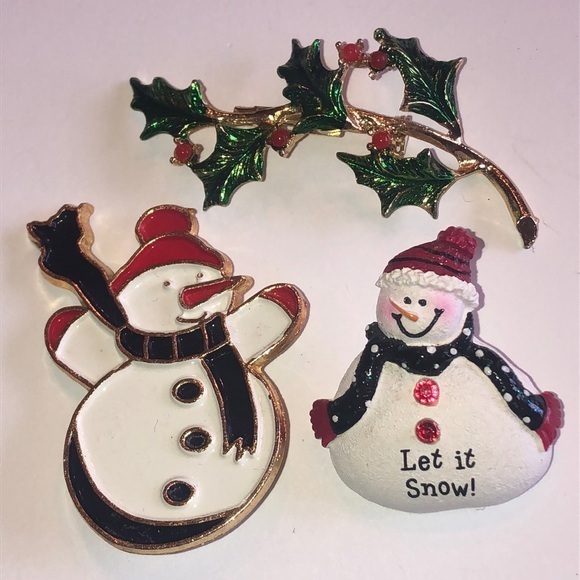 Lot of 3 Winter Holiday Christmas Snowman Mistletoe Vintage Brooch Shoulder Pins - Picture 1 of 5